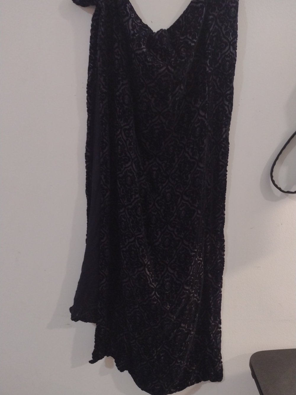 Plush Black Burnout Velvet & Silk Wrap Scarf - Picture 3 of 8